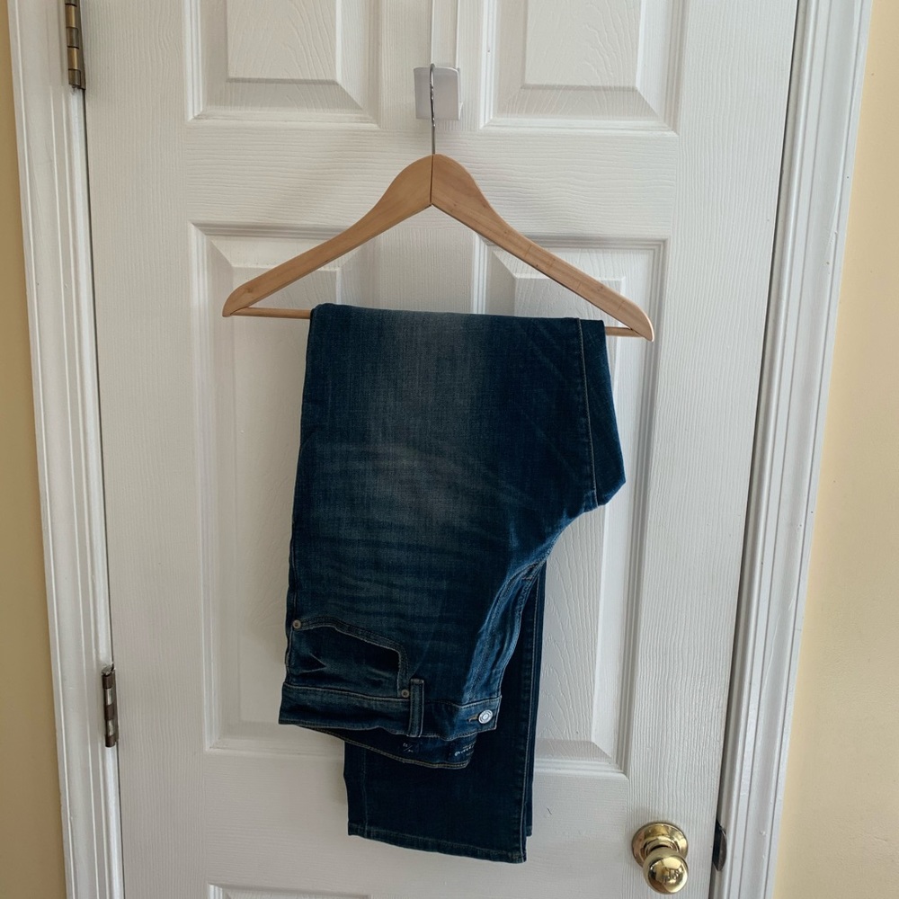 Lucky Brand Straight Leg Jeans